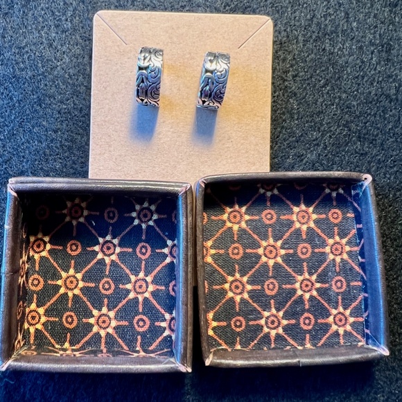 Lois Hill Hand Carved Scroll Chunky Post Hoop Earrings Sterling Silver 6" Drop - Picture 14 of 17